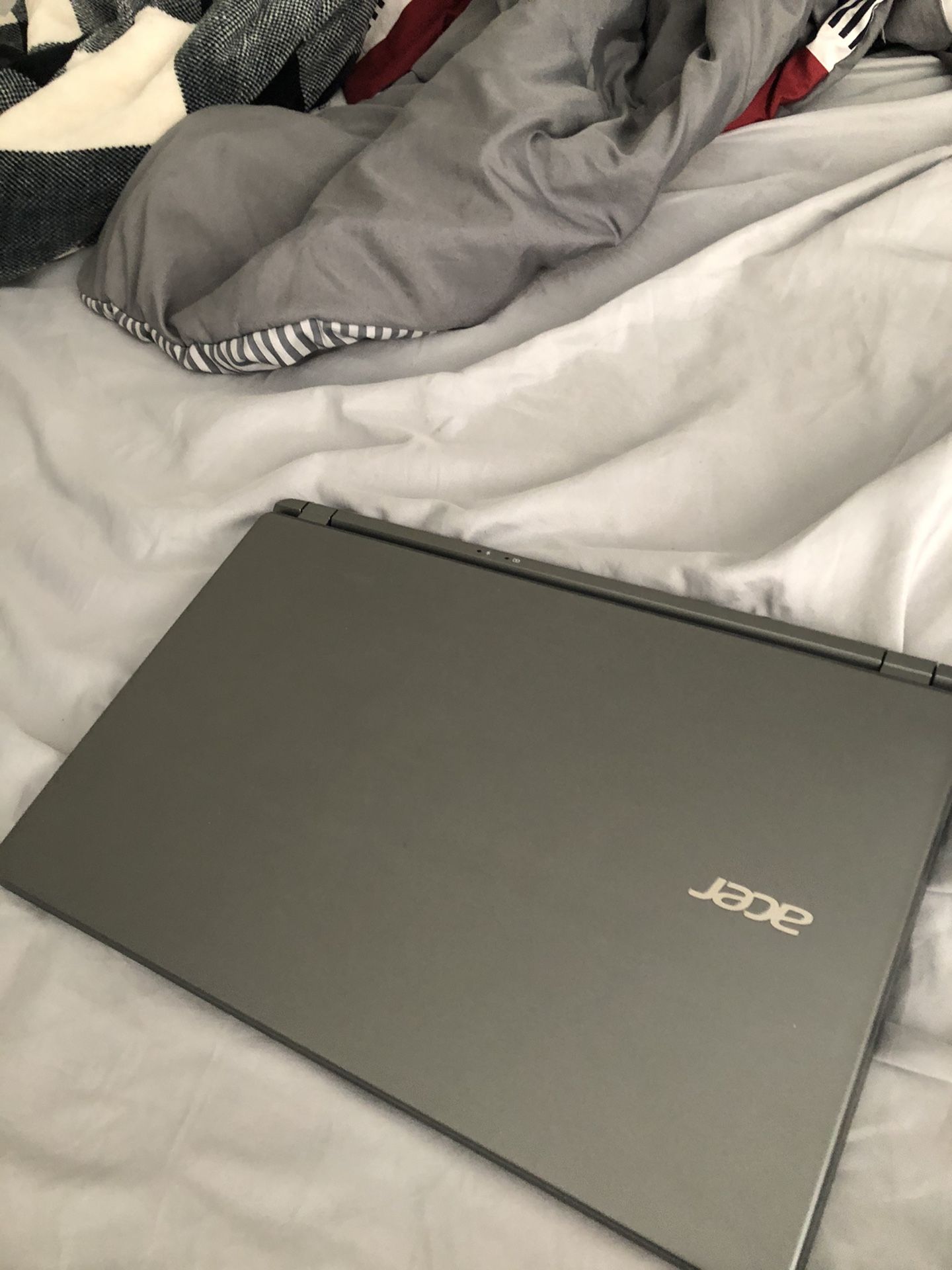 Acer laptop aspire 5 A515
