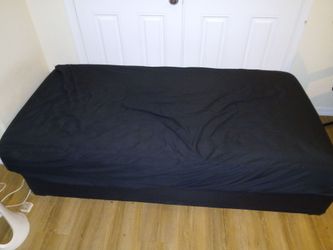 Twin mattress with box spring