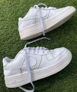Nike Air Forces Size 6y