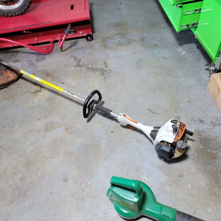 Stihl Weedeater Needs Good Carb Clean for Sale in Port Orchard, WA