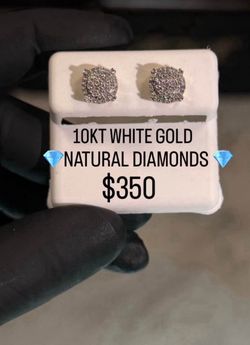 10KT WHITE GOLD DIAMOND EARRINGS