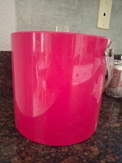 Ice bucket
