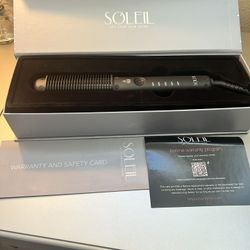 Soleil Styling Brush-Brand New! Perfect Christmas Gift. Retails $500, Asking $120