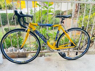 TREK 2200 SL Alpha Road Bike,