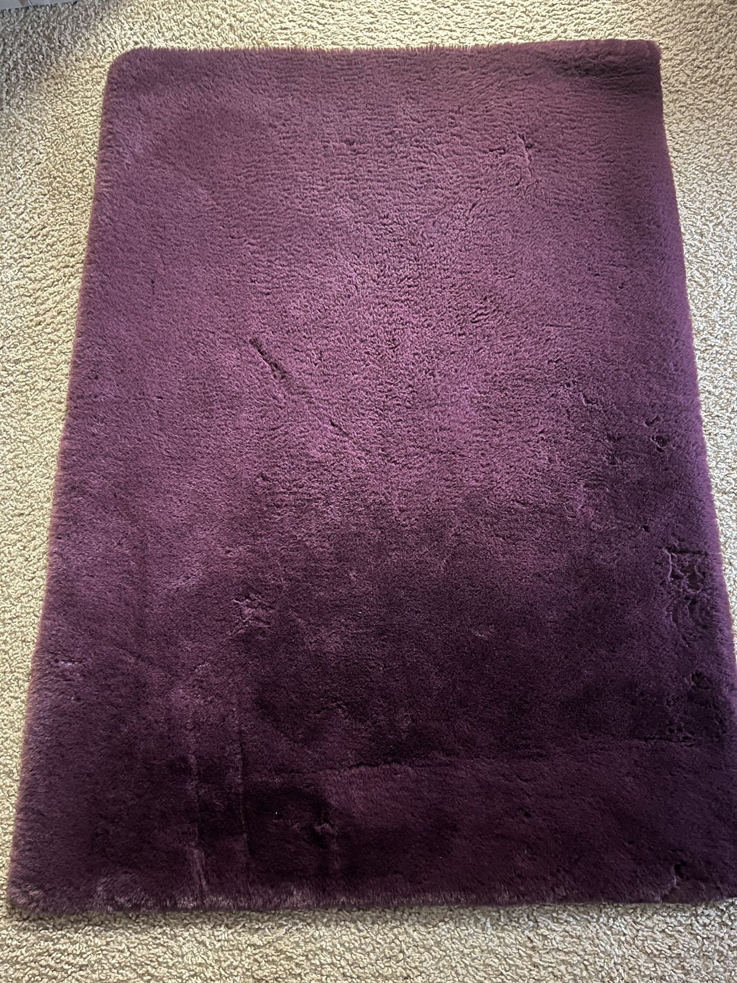 Purple /grape color tapiz decorative