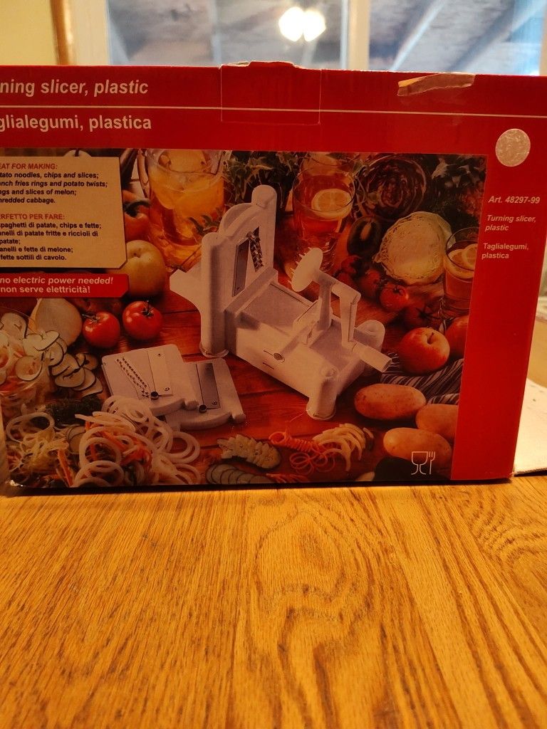 Turning Slicer, Plastic