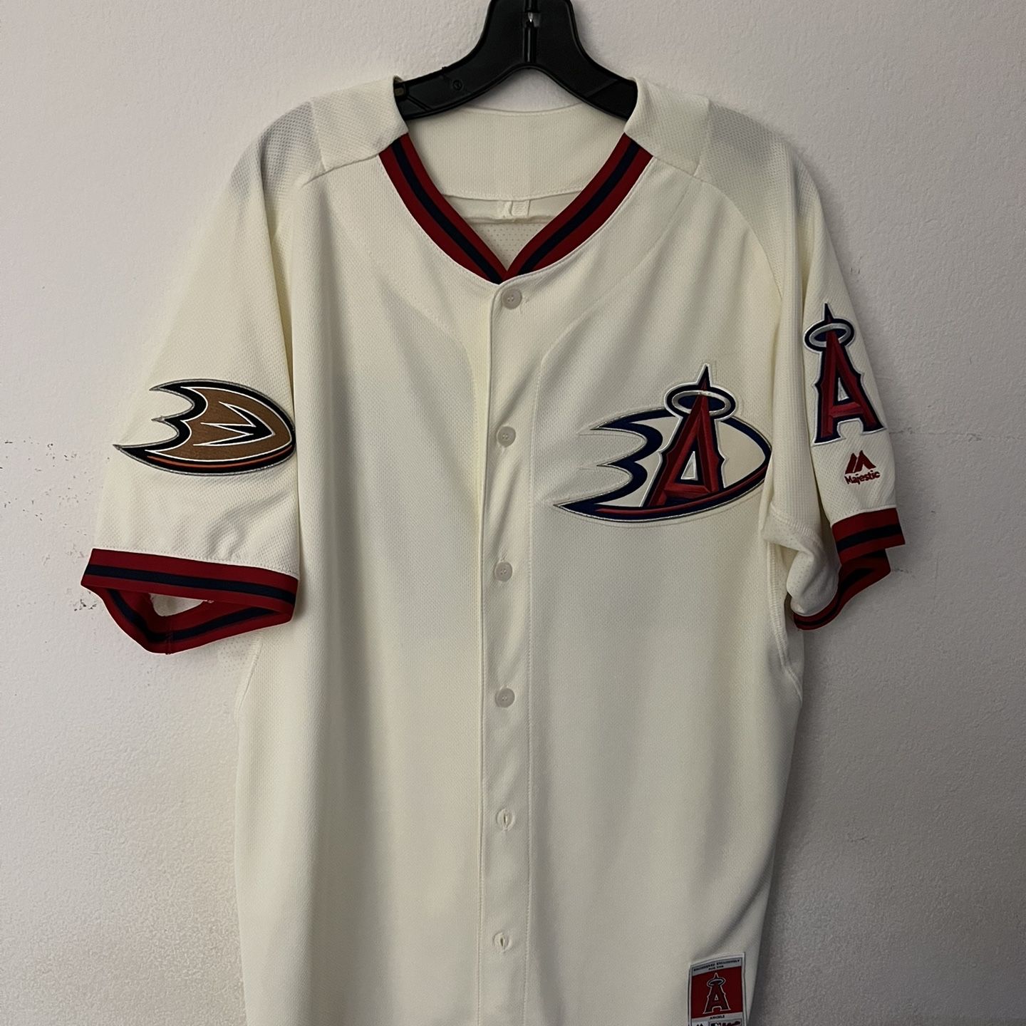 Men's L/XL Anaheim Angels Vintage Jersey for Sale in Peoria, AZ - OfferUp