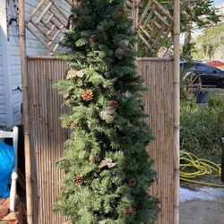 6.5’ Artifical Lighted Pine Tree Decor 