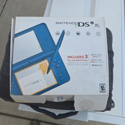 Nintendo DS XL