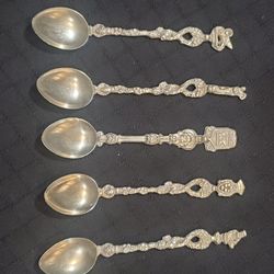5 Antique Italian Montagnani Demitasse Spoons 