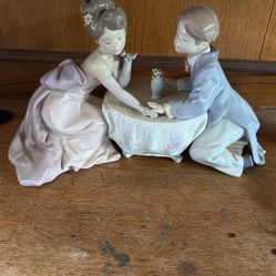 Lladro A Little Romance 