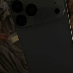 iPhone 17 Plus 