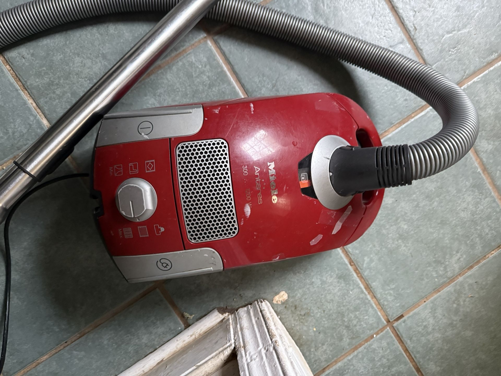 Vacuum Cleaner