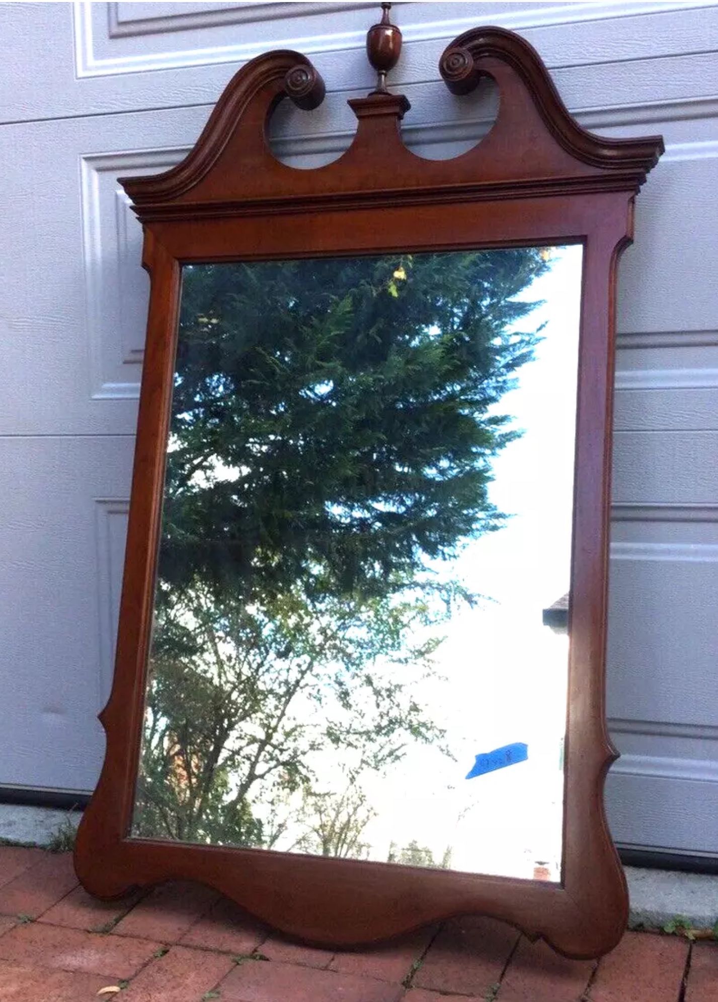 Colonial Youngsville Star MFG Solid Mahogany Arch Top Beveled Wall Mirror 47x28 inches