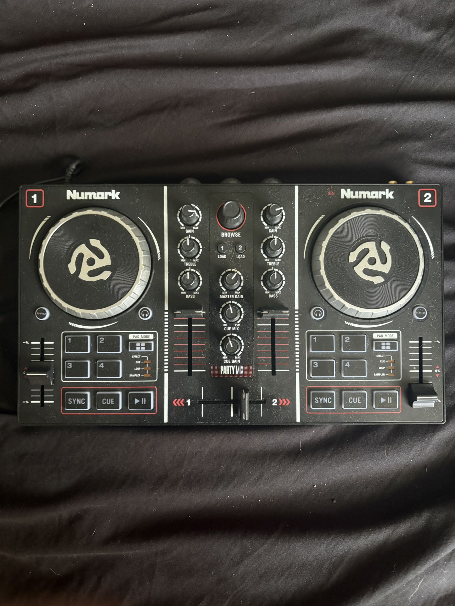 Numark Party Mix DJ Controller