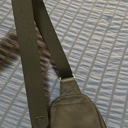 Lululemon Black Crossbody