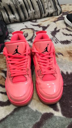 Jordan 4s woman Hot Punch