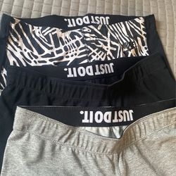 NIKE WORKOUT LEGGINGS  (M) 