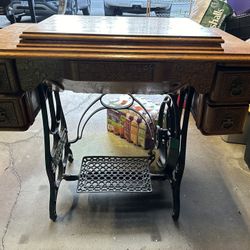 Sewing Machine Cabinet 