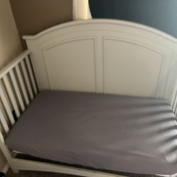 Baby Crib 
