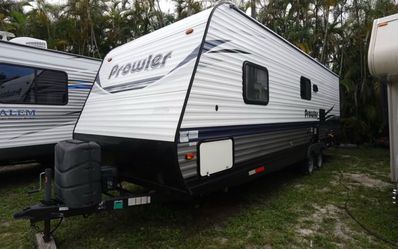 Heartland Prowler 250BH 29 FT Bunkhouse