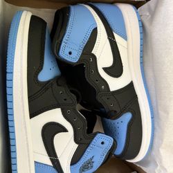 jordan 1 unc toe