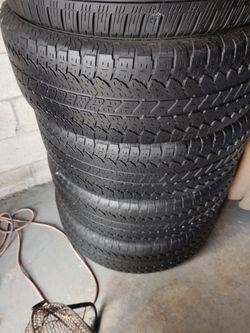 (4) 275 60 20 Bridgestone Deuler used tires