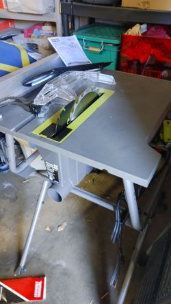 RYOBI Table Saw RTS12 15 Amp 10" with Folding Stand