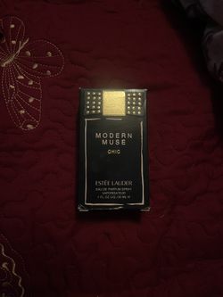 Estee Lauder Modern Muse