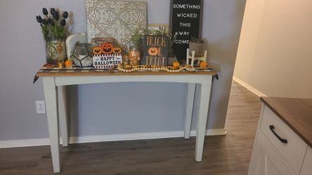 Couch table
