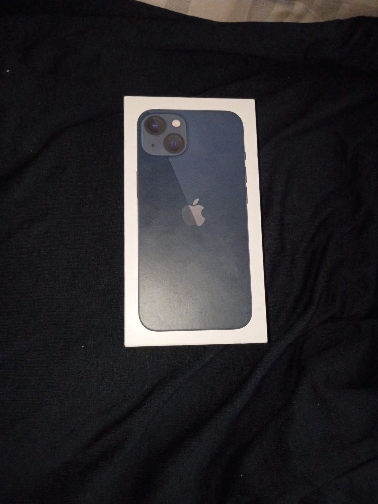 iPhone 13 (T-Mobile/ Metro/ Mint)