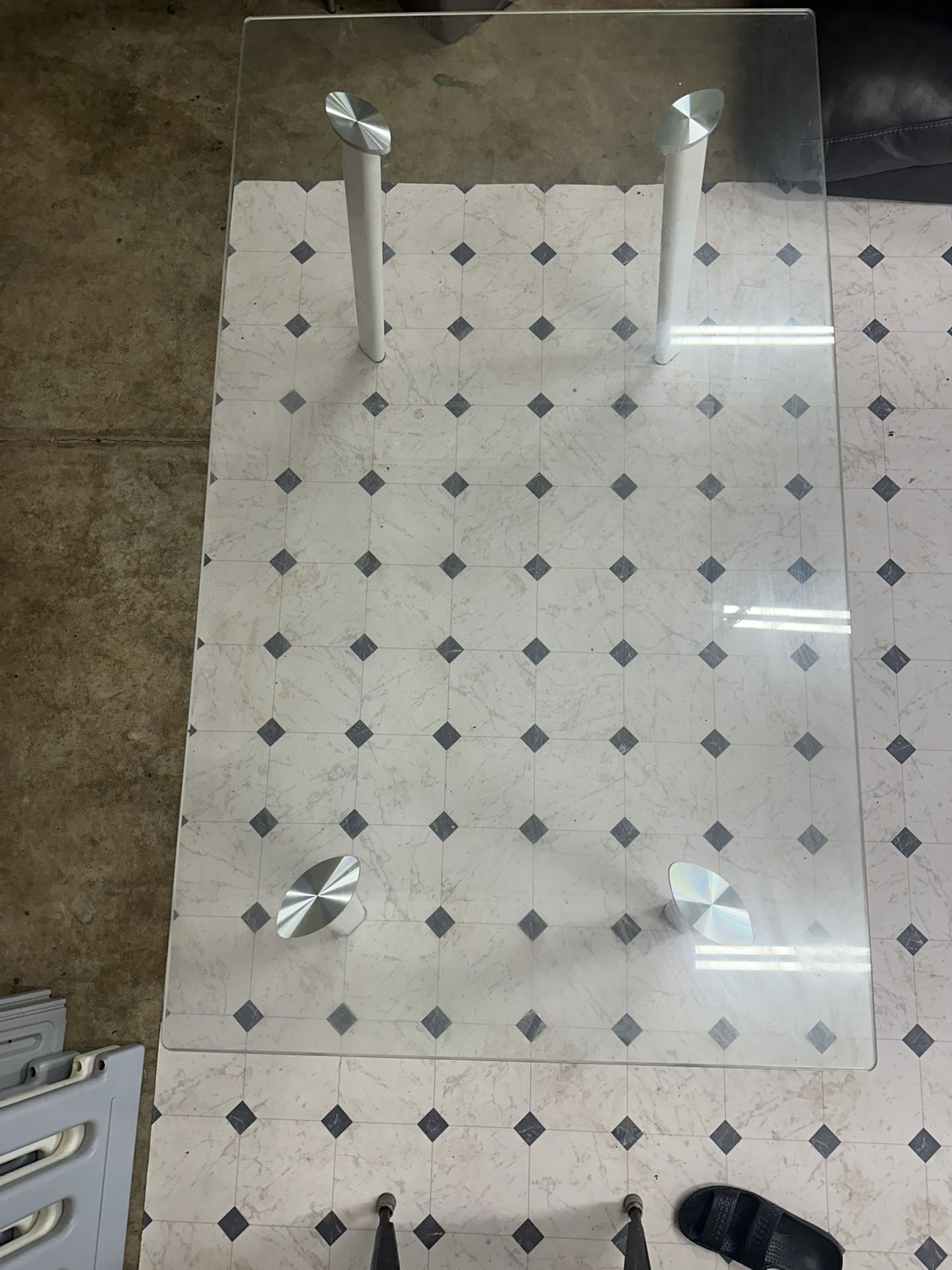 FREE Square Glass Table 