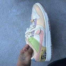 Women's Nike Dunk Low Sun Club Size 8.5