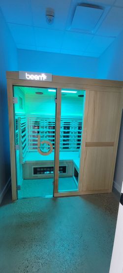 Like-New 2024 Symmetry Standard 3-4 Person Saun - Addison, TX