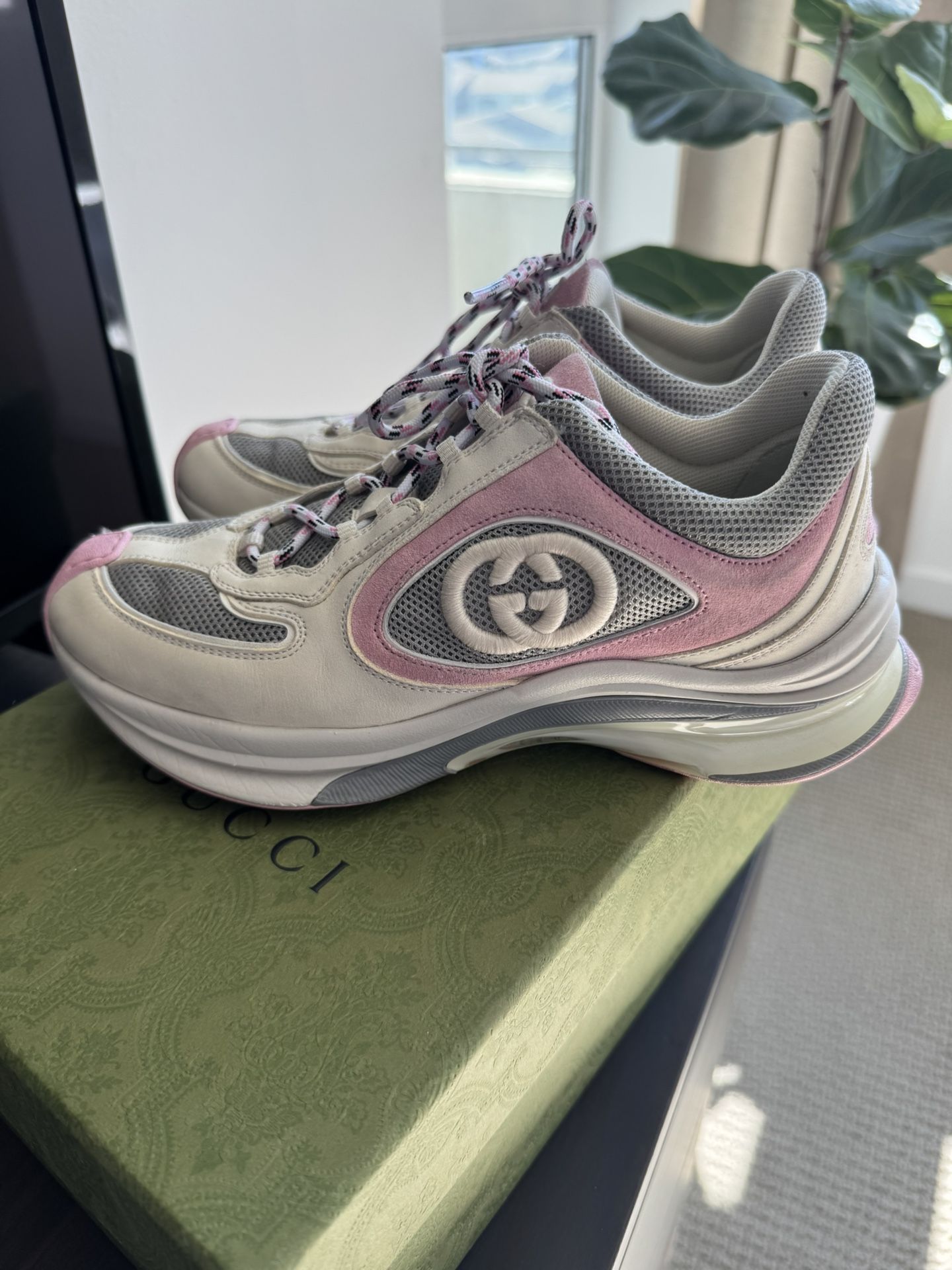 Women Gucci Shoes 