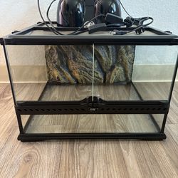 Exo Terra Natural Advanced Habitat Terrarium 18in comes w/light