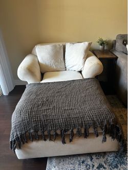White Chaise Lounge