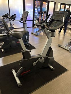 Life Fitness Integrity Recumbent Bike PRICE DROP!