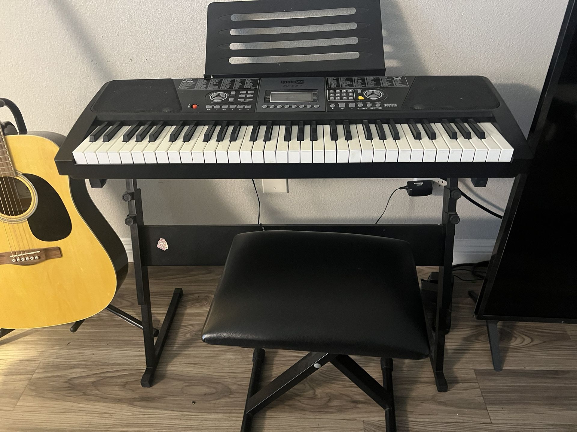 Keyboard Piano With Chair