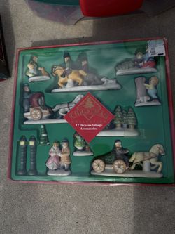 Christmas Collection Dickens Figurines