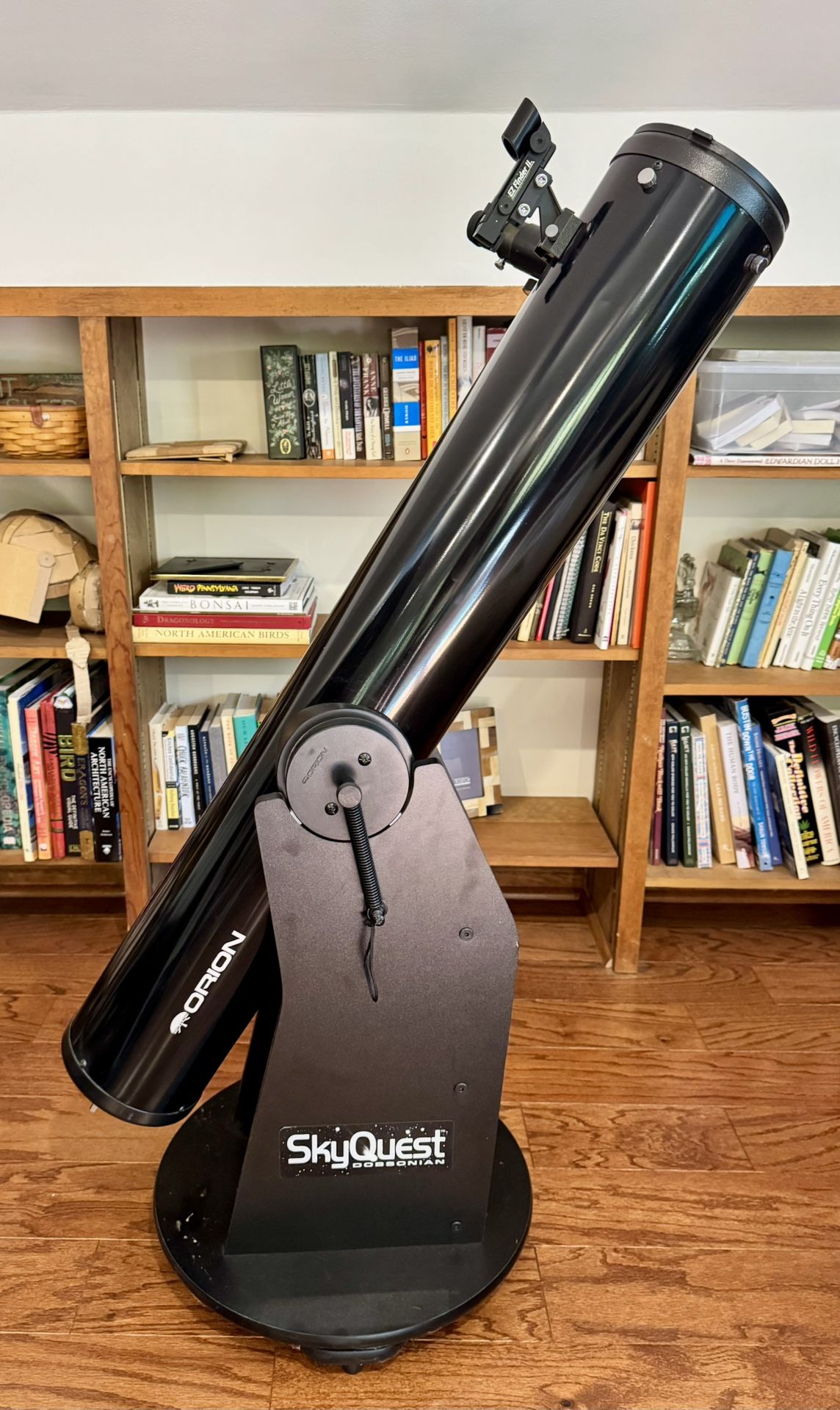 SkyQuest Orion Dobsonian XT6 Telescope 