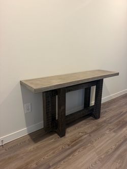 Entryway table
