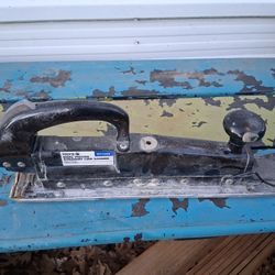 Matco Straightline Sander