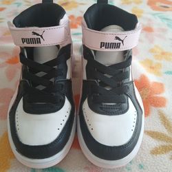 Girl Puma High Tops 