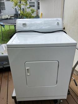 Kenmore dryer in good working conditions 👍