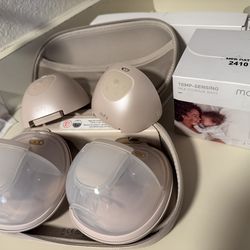 Slightly Used Eufy S1 Pro W/ Case & New Momcozy Milk Storage Bags