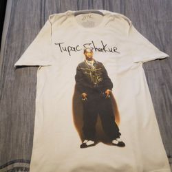 Tupac Shakur Men's T-shirt Size Medium $20 Firm! Cash Only Pick Up Only Northeast Fresno