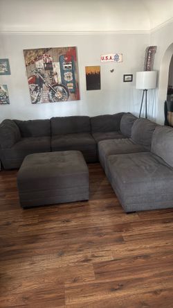 FREE COUCH
