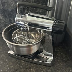 Vintage Sunbeam Chrome & Black 12 Speed Countertop Mixmaster W/ Removable Hand Held Mixer