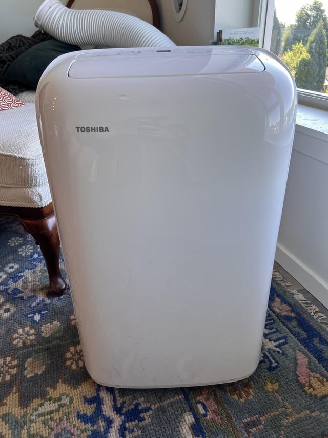Portable Air Conditioner - Toshiba 8,000 Btu